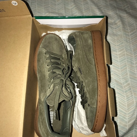 Pumas - Picture 2 of 3